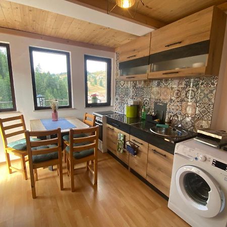 Appartamento Stoykite Escape House Esterno foto