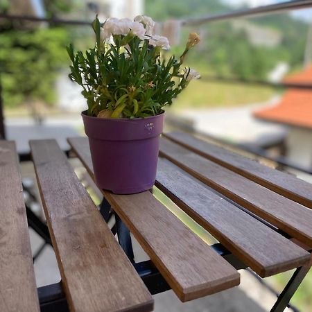 Appartamento Stoykite Escape House Esterno foto