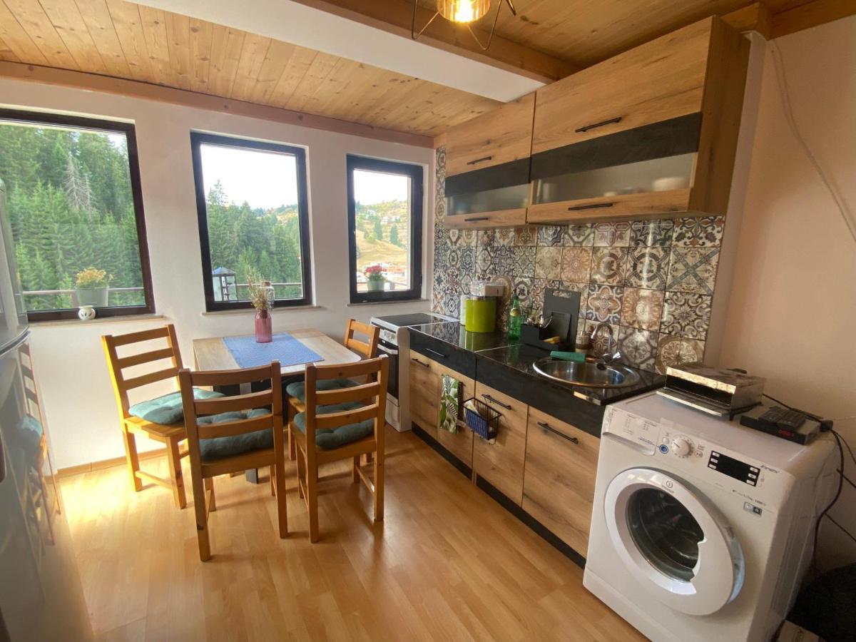 Appartamento Stoykite Escape House Esterno foto