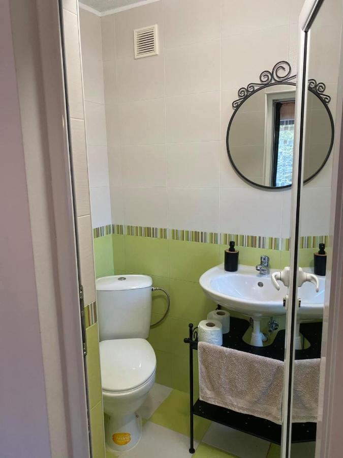 Appartamento Stoykite Escape House Esterno foto