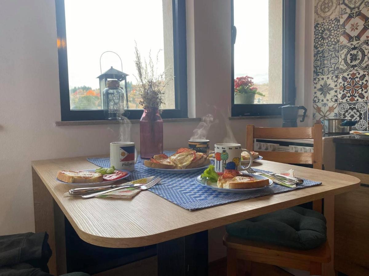 Appartamento Stoykite Escape House Esterno foto