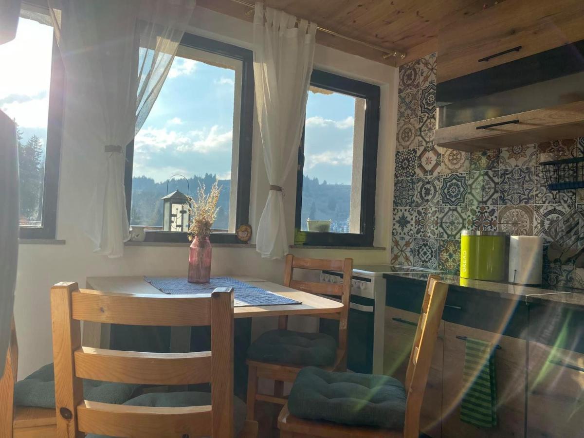 Appartamento Stoykite Escape House Esterno foto