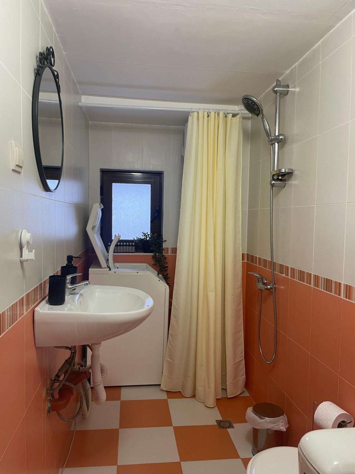 Appartamento Stoykite Escape House Esterno foto