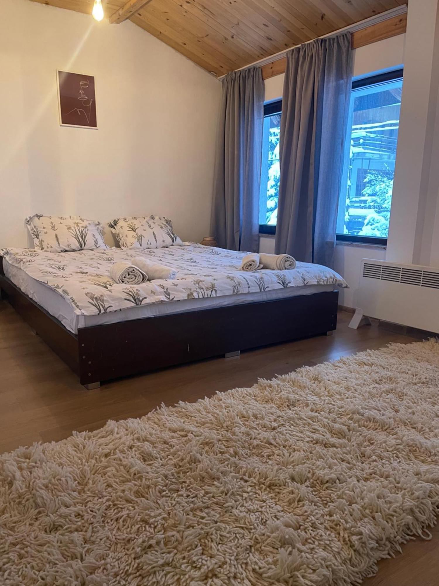 Appartamento Stoykite Escape House Esterno foto